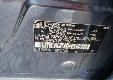 2017 Toyota Rav4 Le z USA, uszkodzony, nr VIN JTMBFREV3HJ125435